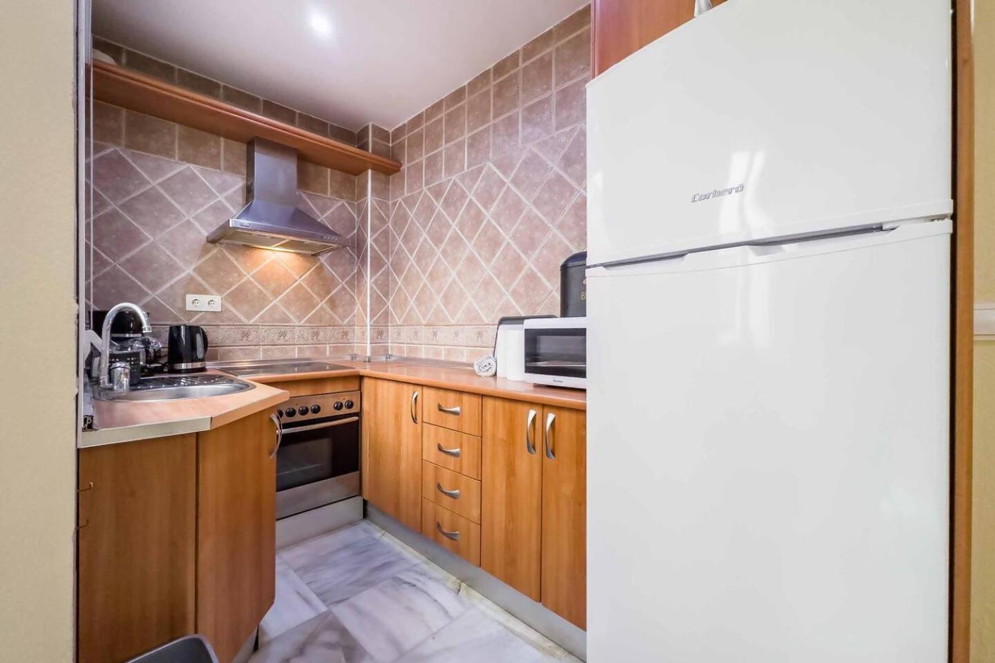 Cyv Centrally Located 1 Bed 1 Bath Near The Beach Fuengirola Exterior photo